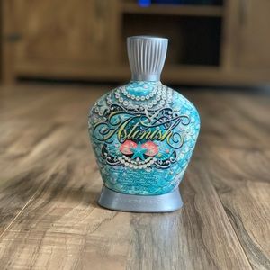 Astonish- Tanning bed bronzer lotion